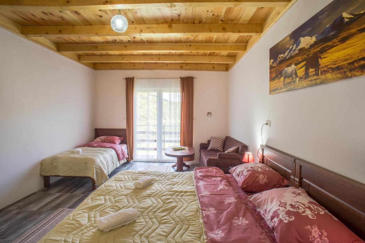 Apartmani Jezero Жабляк Экстерьер фото
