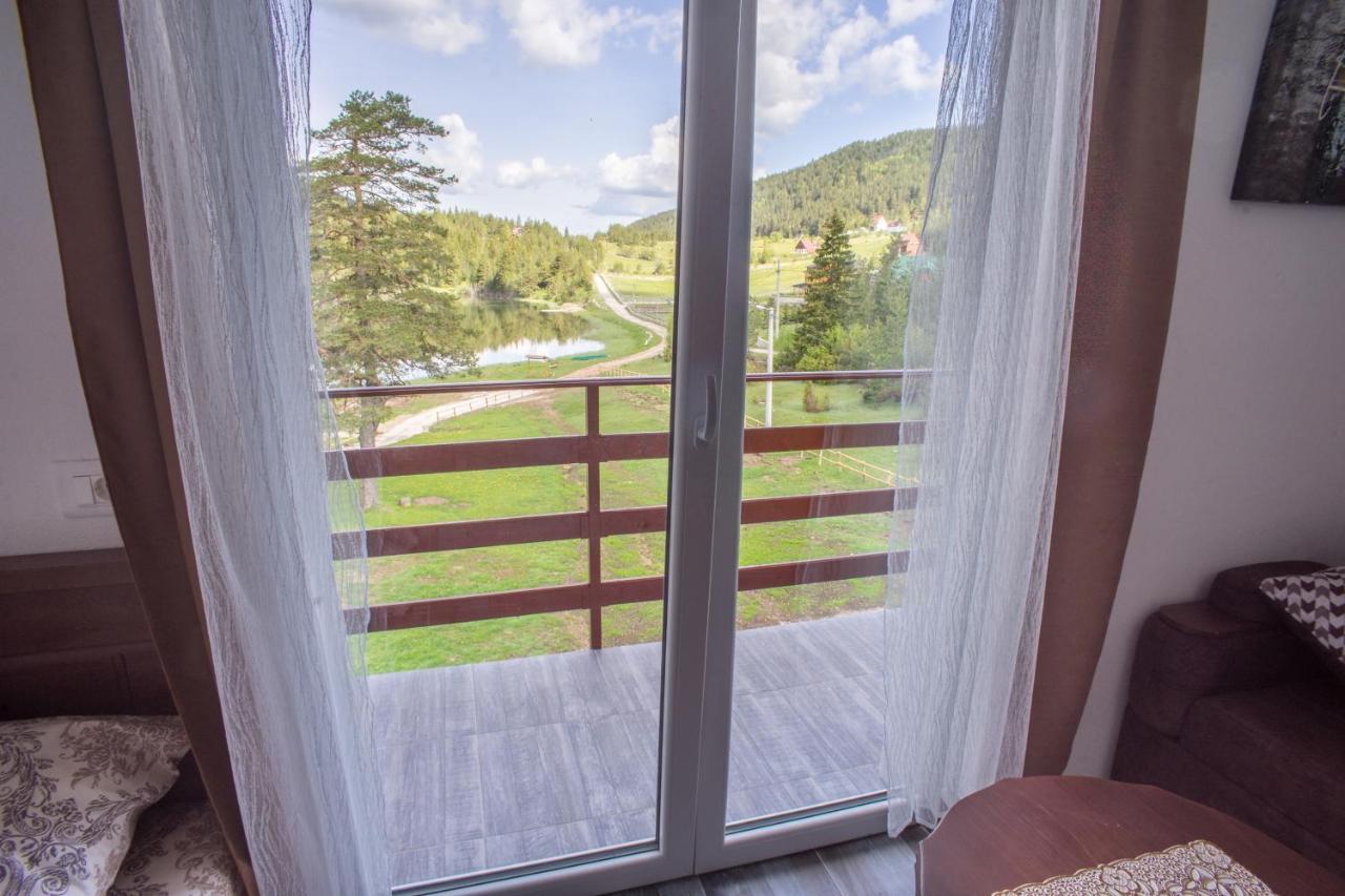 Apartmani Jezero Жабляк Экстерьер фото