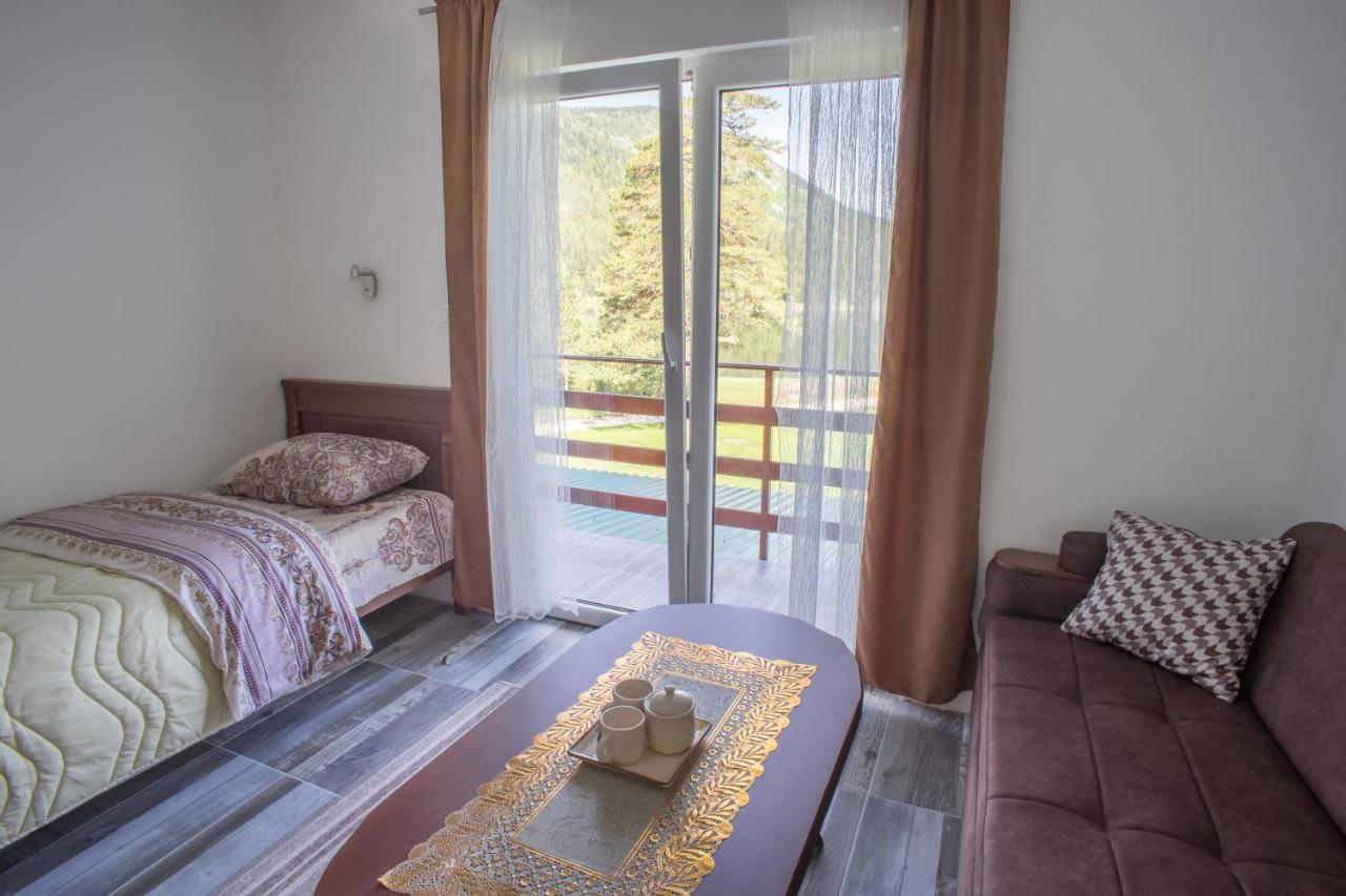 Apartmani Jezero Жабляк Экстерьер фото