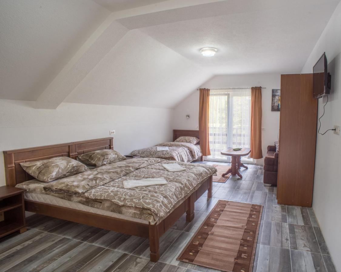 Apartmani Jezero Жабляк Экстерьер фото