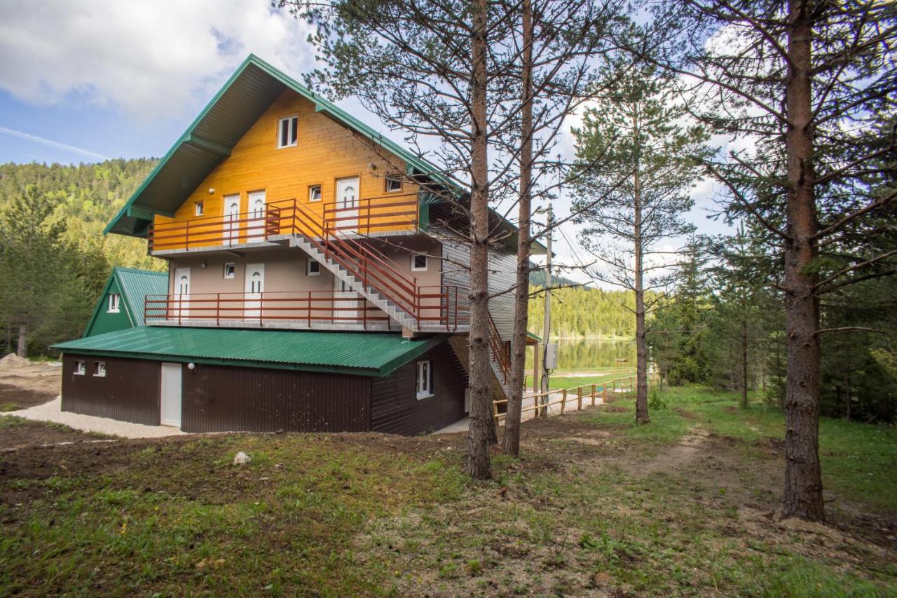 Apartmani Jezero Жабляк Экстерьер фото