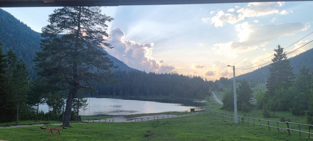 Apartmani Jezero Жабляк Экстерьер фото