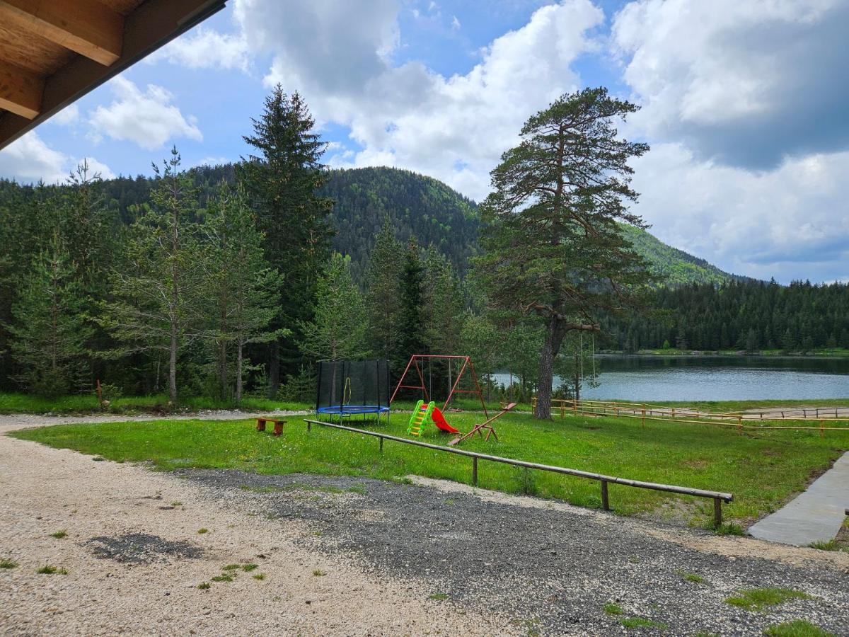 Apartmani Jezero Жабляк Экстерьер фото